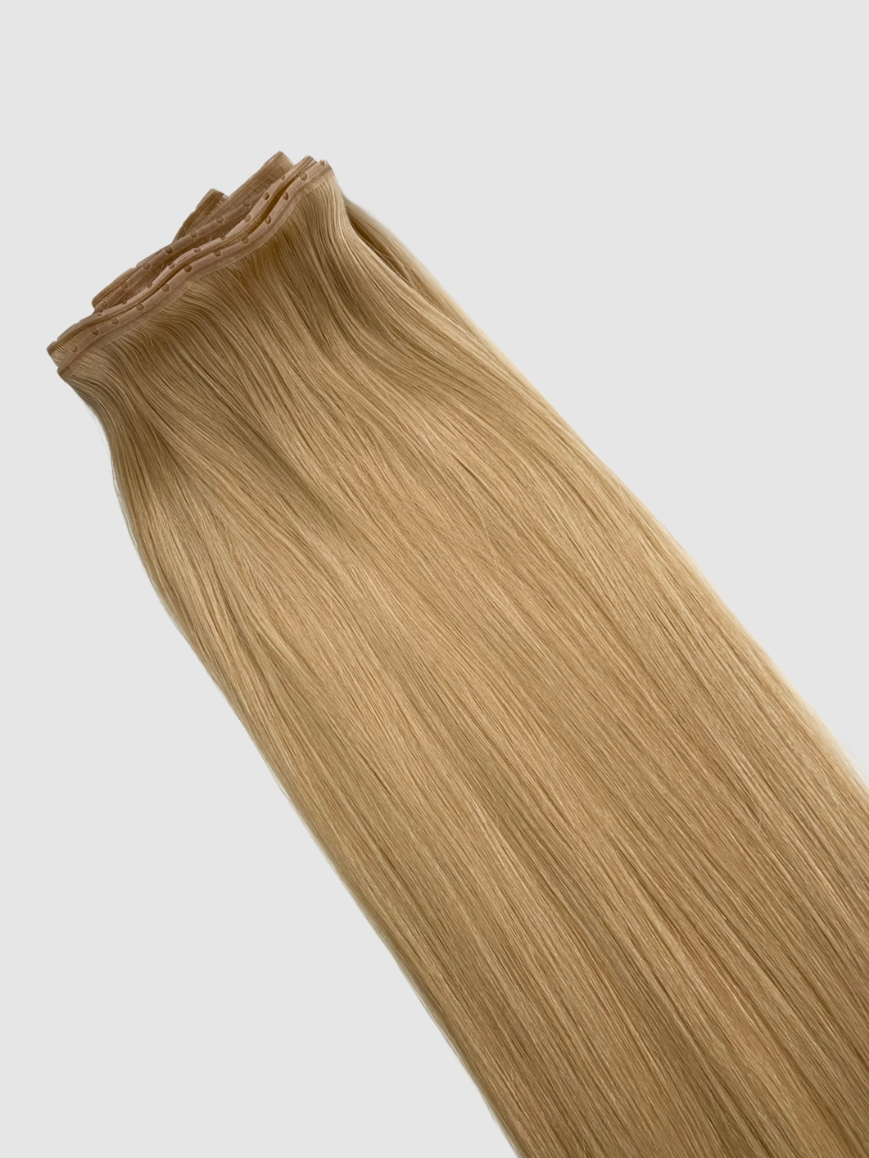 Farge Naturlig Blond #16 - Butterfly Weft Extensions