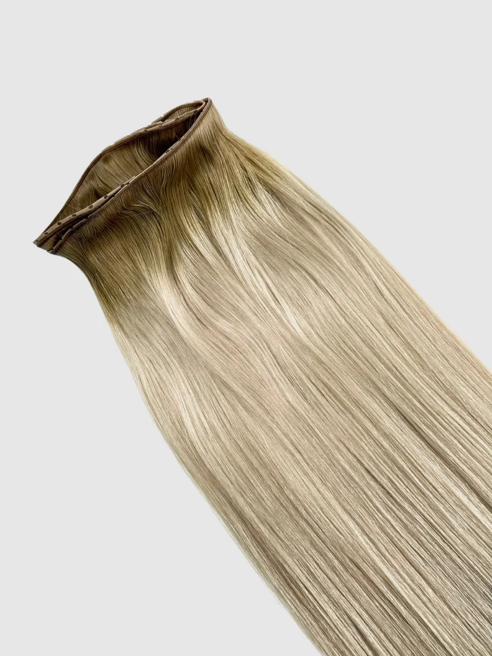 Farge Balayage #8/#60 - Buttefly Weft Extensions