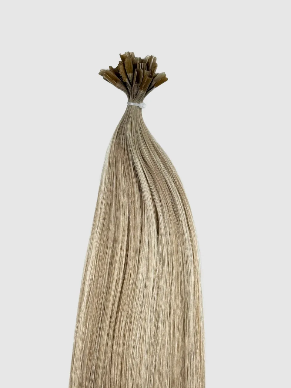 Farge C18 - Keratin Extensions 55 cm